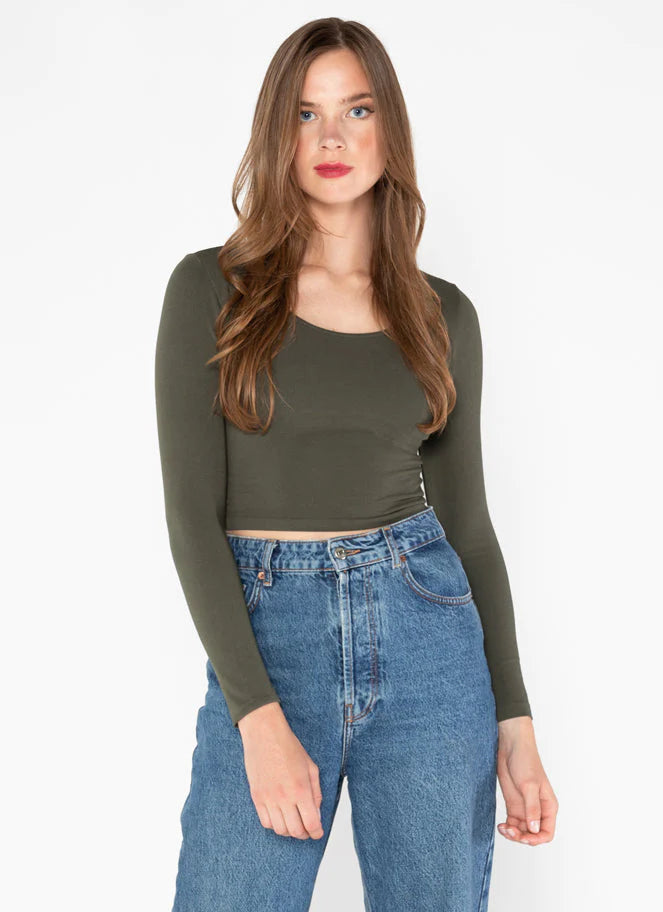 C'est Moi Bamboo Crop Long Sleeve